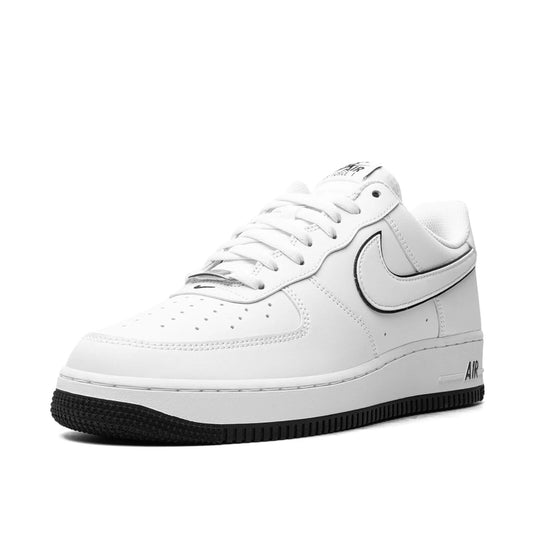 Court Classic Low – White & Black