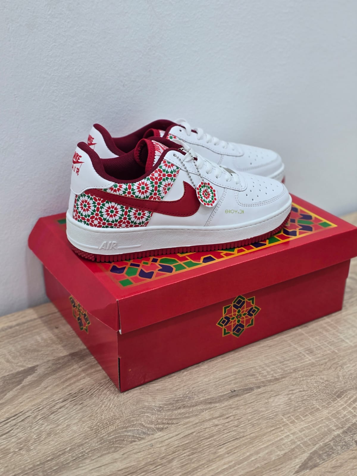Moroccan Style Sneakers – Red