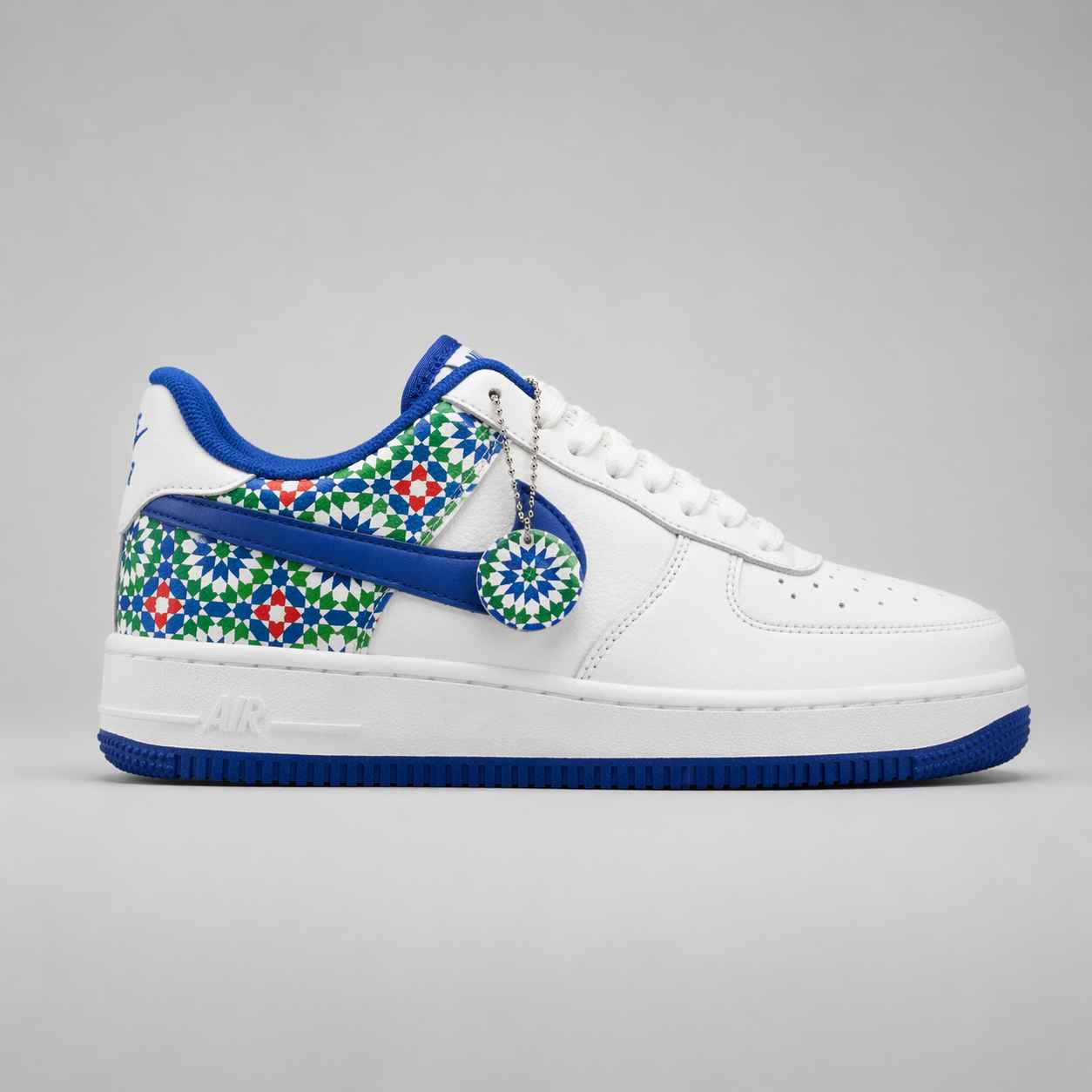 Moroccan Style Sneakers – Blue